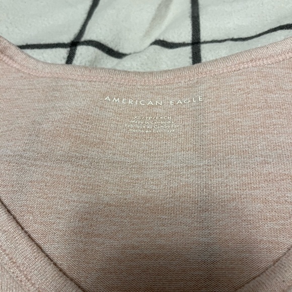 Pink American eagle light sweater - Picture 2 of 2